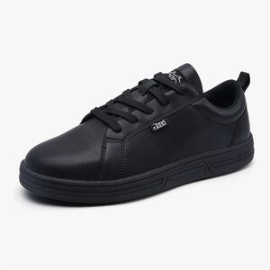 Women’s food service slip resistant sneakers